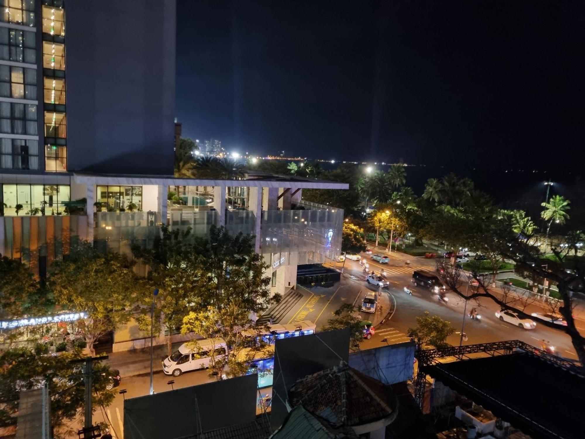 Pho Bien Hotel Нячанг Екстер'єр фото